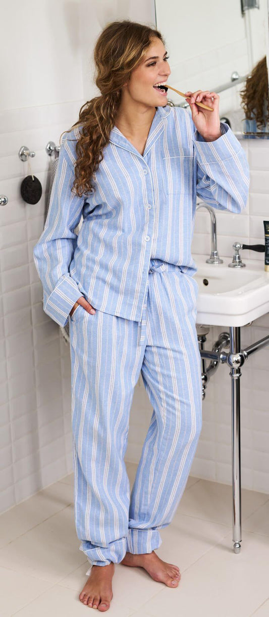 Pyjamassæt i Blå mønstret fra Missya