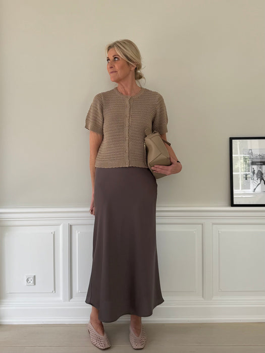 Nederdel med cardigan - Nederdel med cardigan