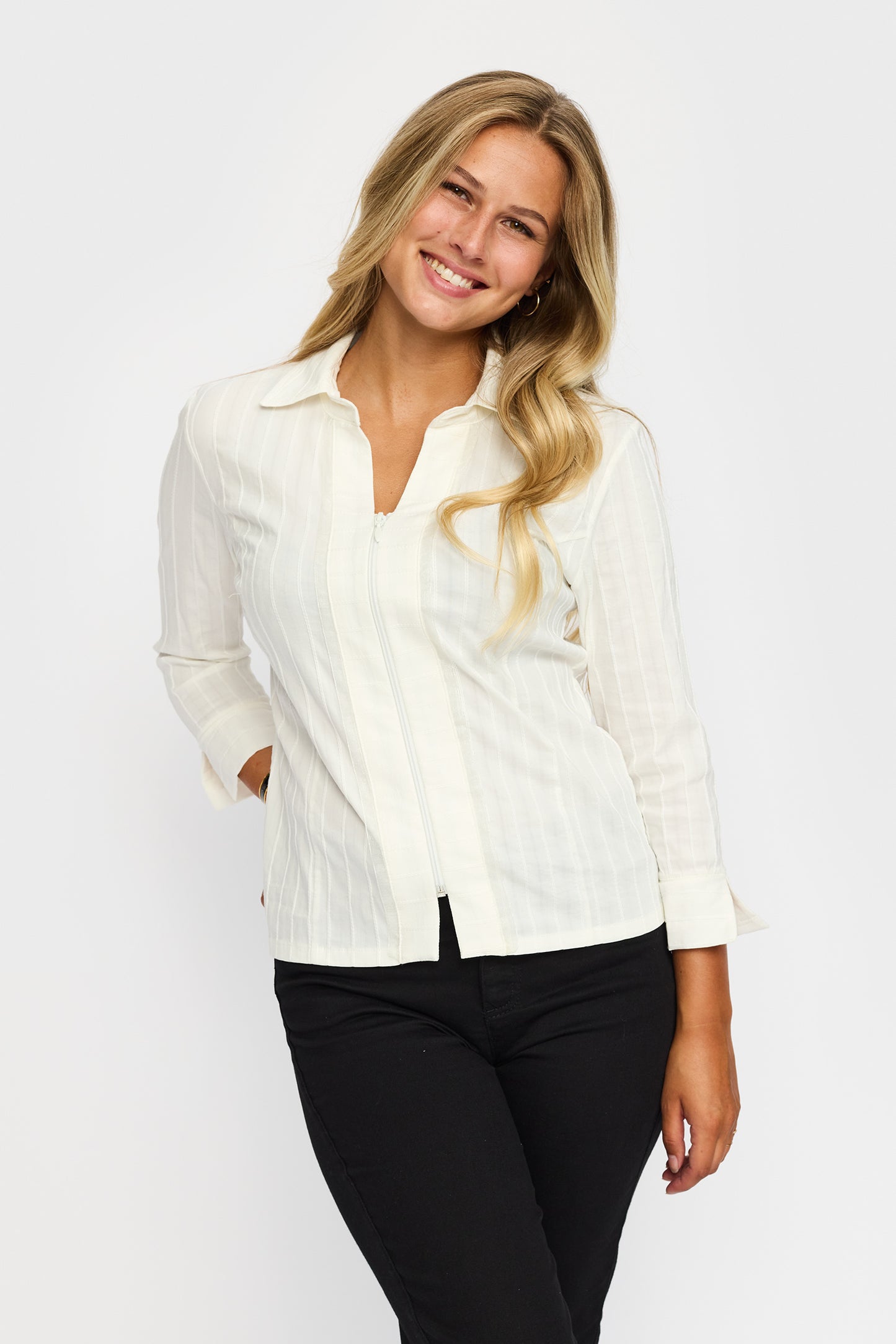 153017 | 2-Biz - Kings Off white