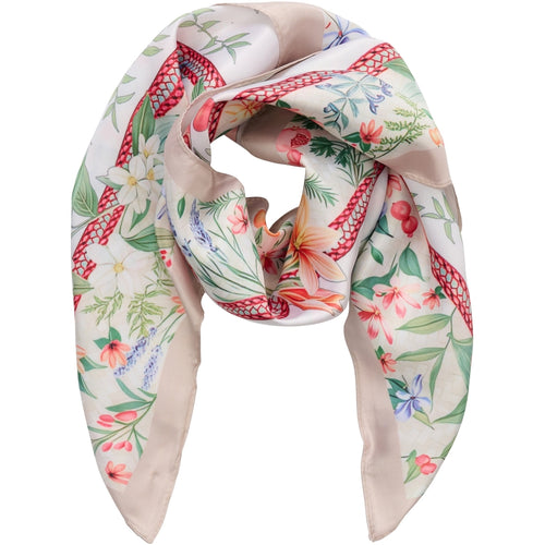 153776 | Marta du Château - Finja Blomstret