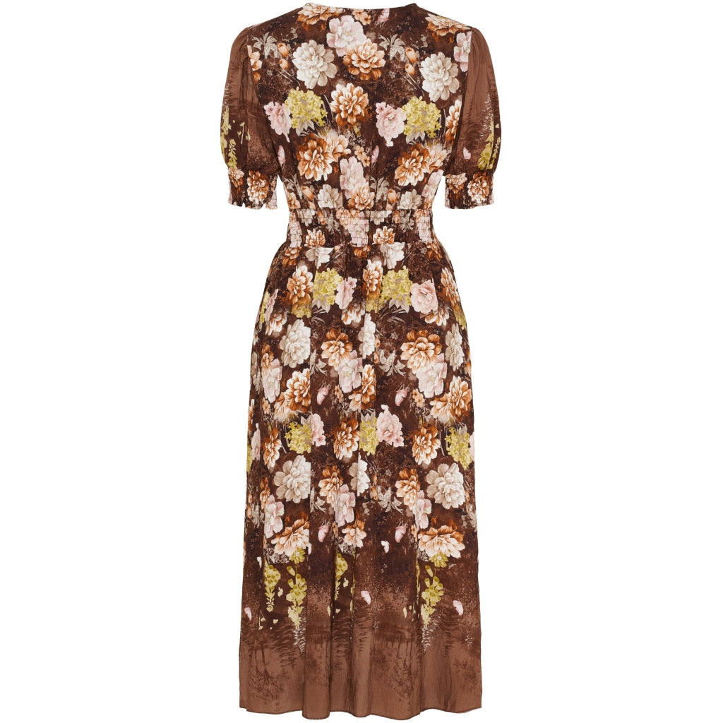 152015 | Marta du Château - Lydia Mørkebrun