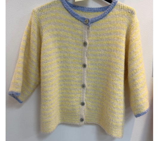  i Gul fra Marta du Château