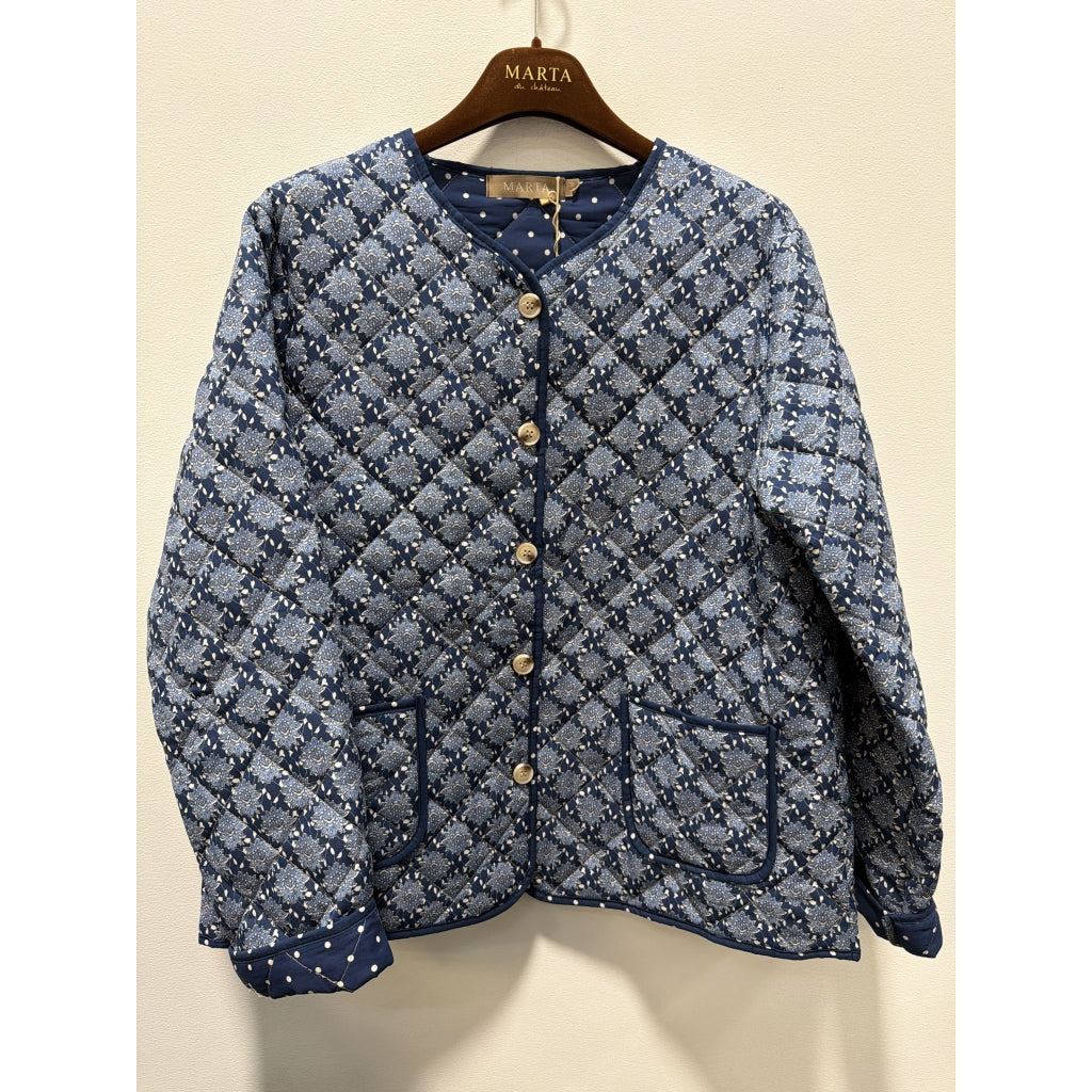 153718 | Marta du Château - Avril Blå