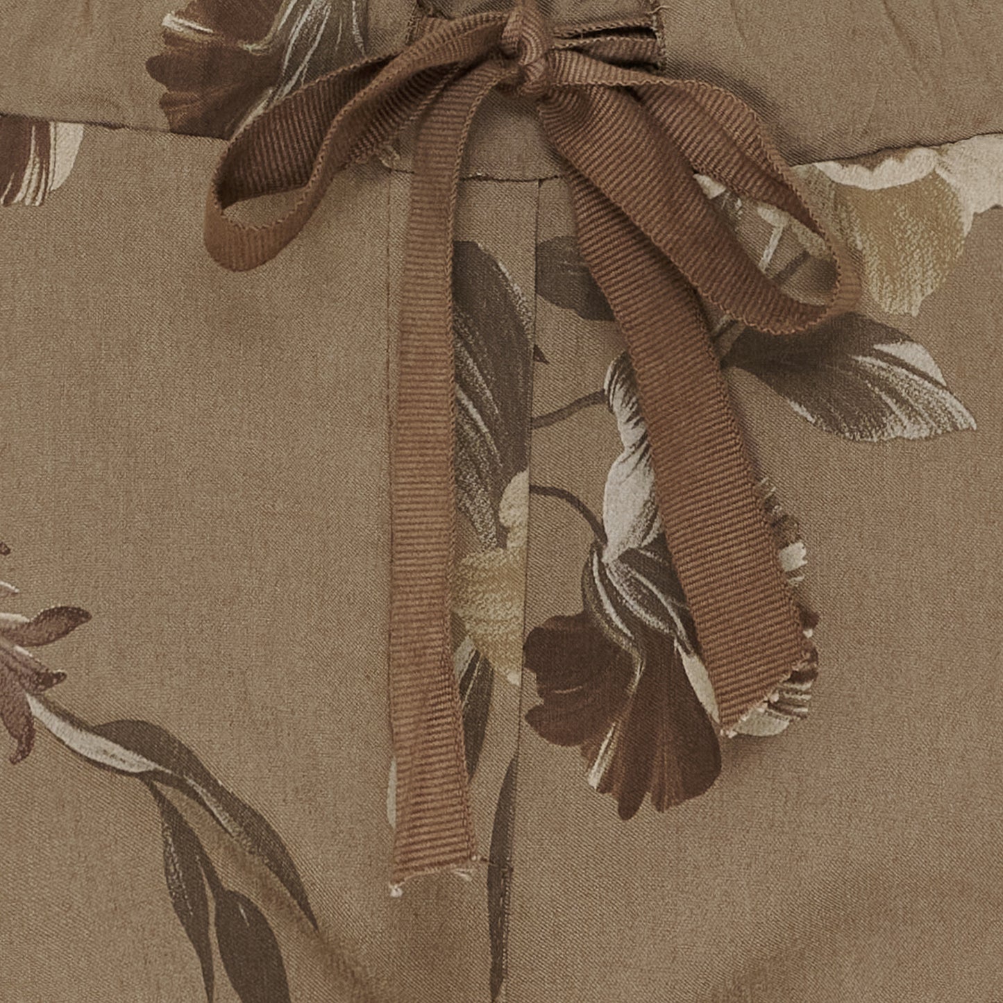 152162 | Marta du Château - Ragnhild Brun mønstret