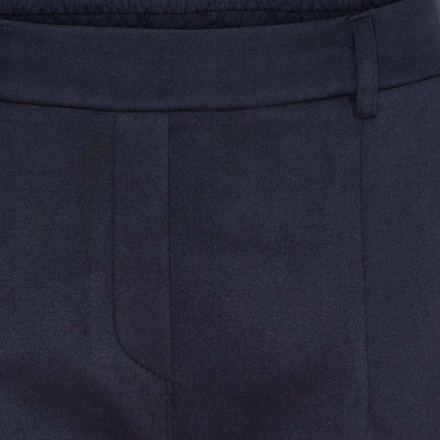 153884 | Marta du Château - Annelise Mørkeblå