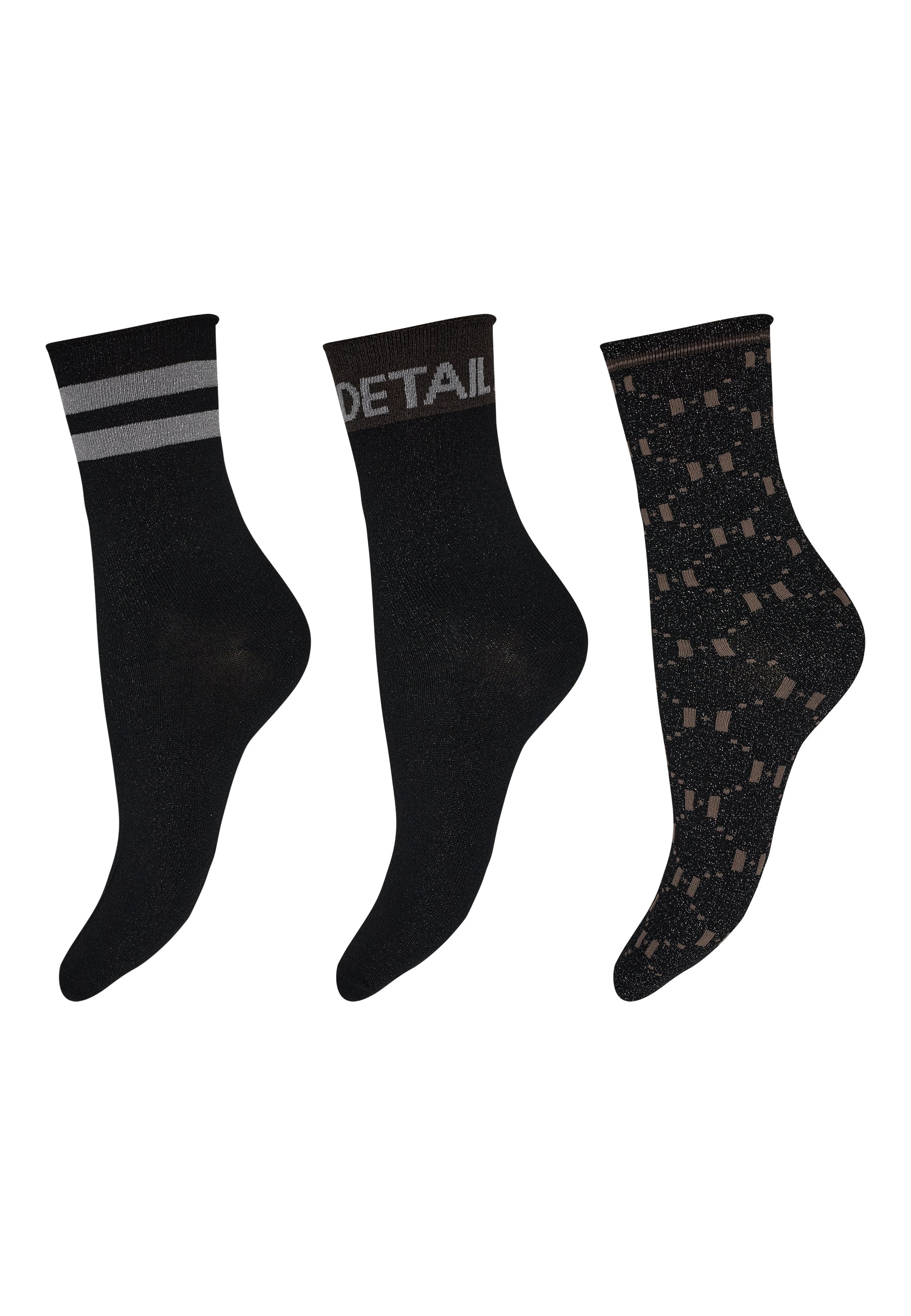 153142 | HYPE THE DETAIL - Socks 3 Pack Sort mønstret