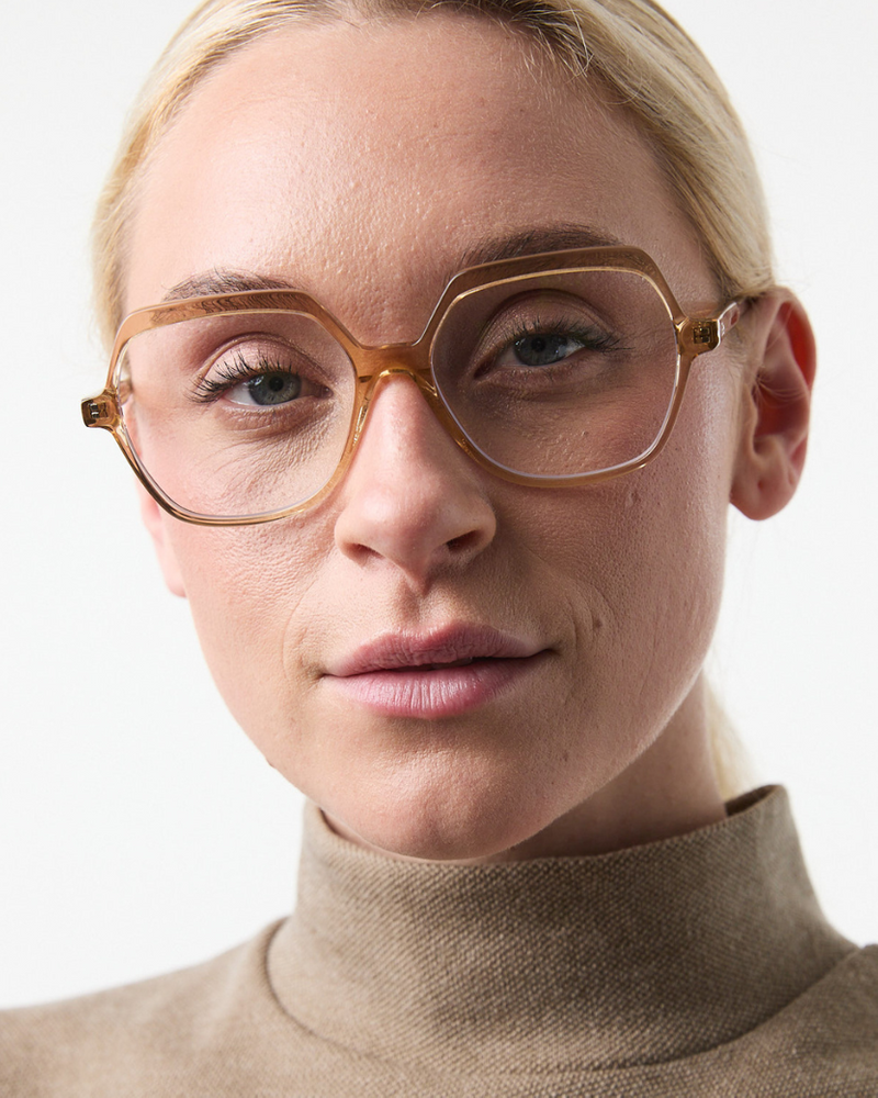 152279 | GLAS - Andrea Camel