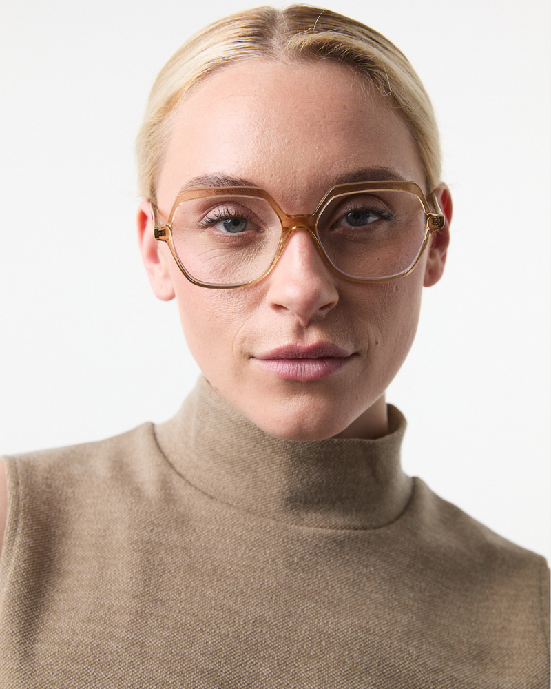 152279 | GLAS - Andrea Camel