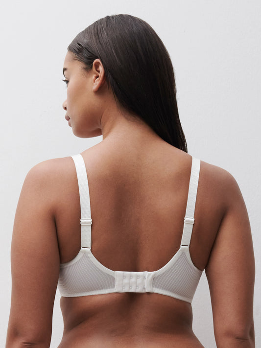  i Off white fra Chantelle