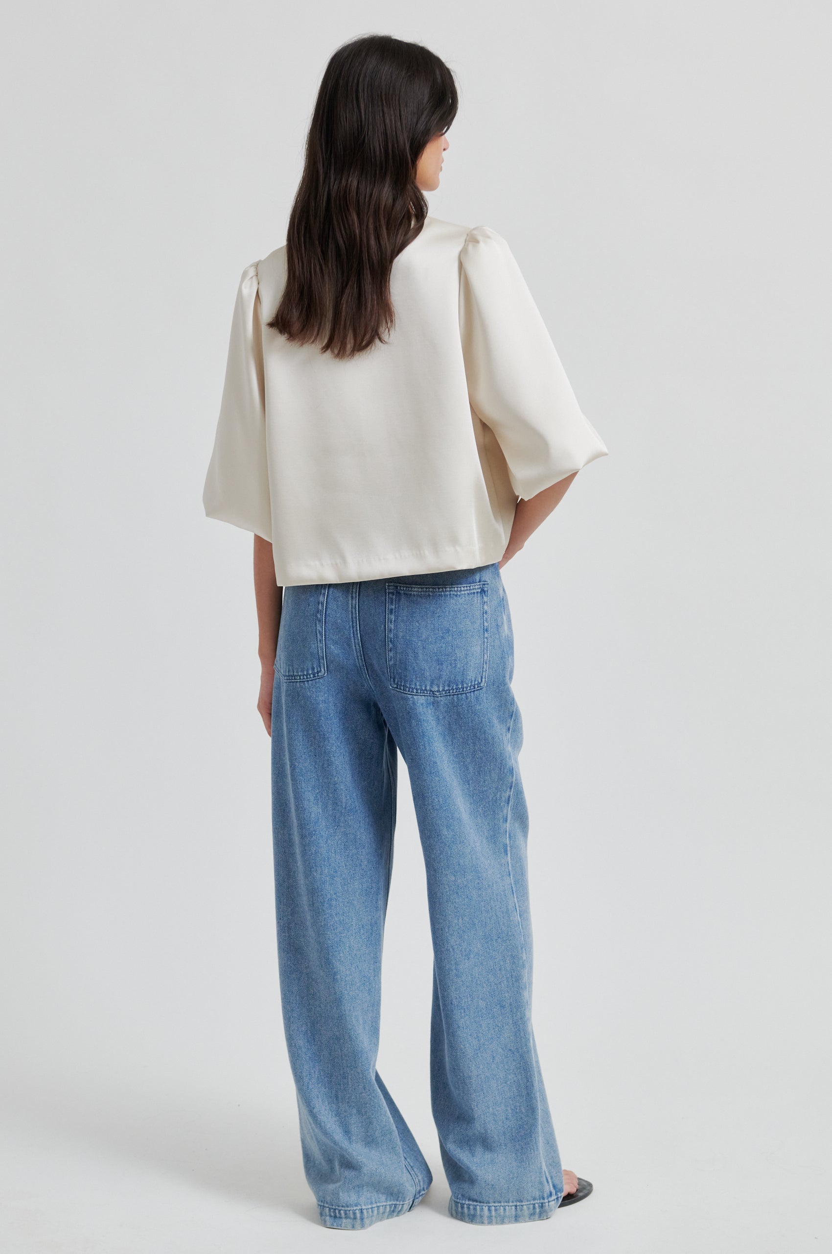 154258 | SECOND FEMALE - Perlla Off white