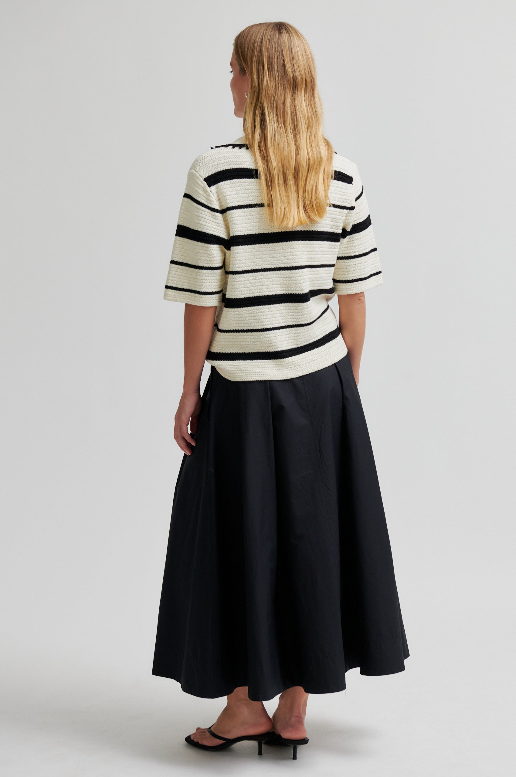 154647 | SECOND FEMALE - Susi Off white