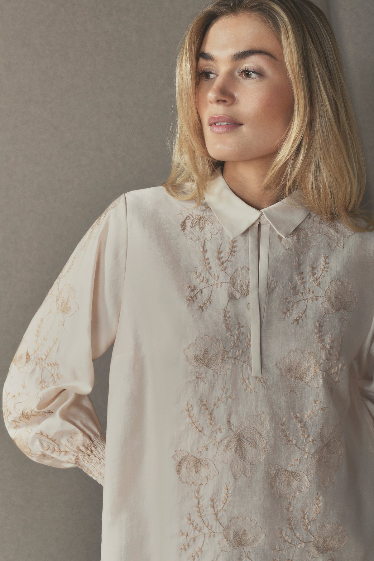 156187 | Gustav - Bayanna Beige
