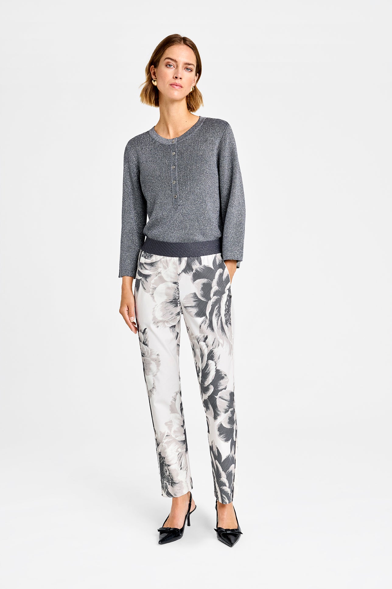 153081 | Gustav - Bao Off white mønstret