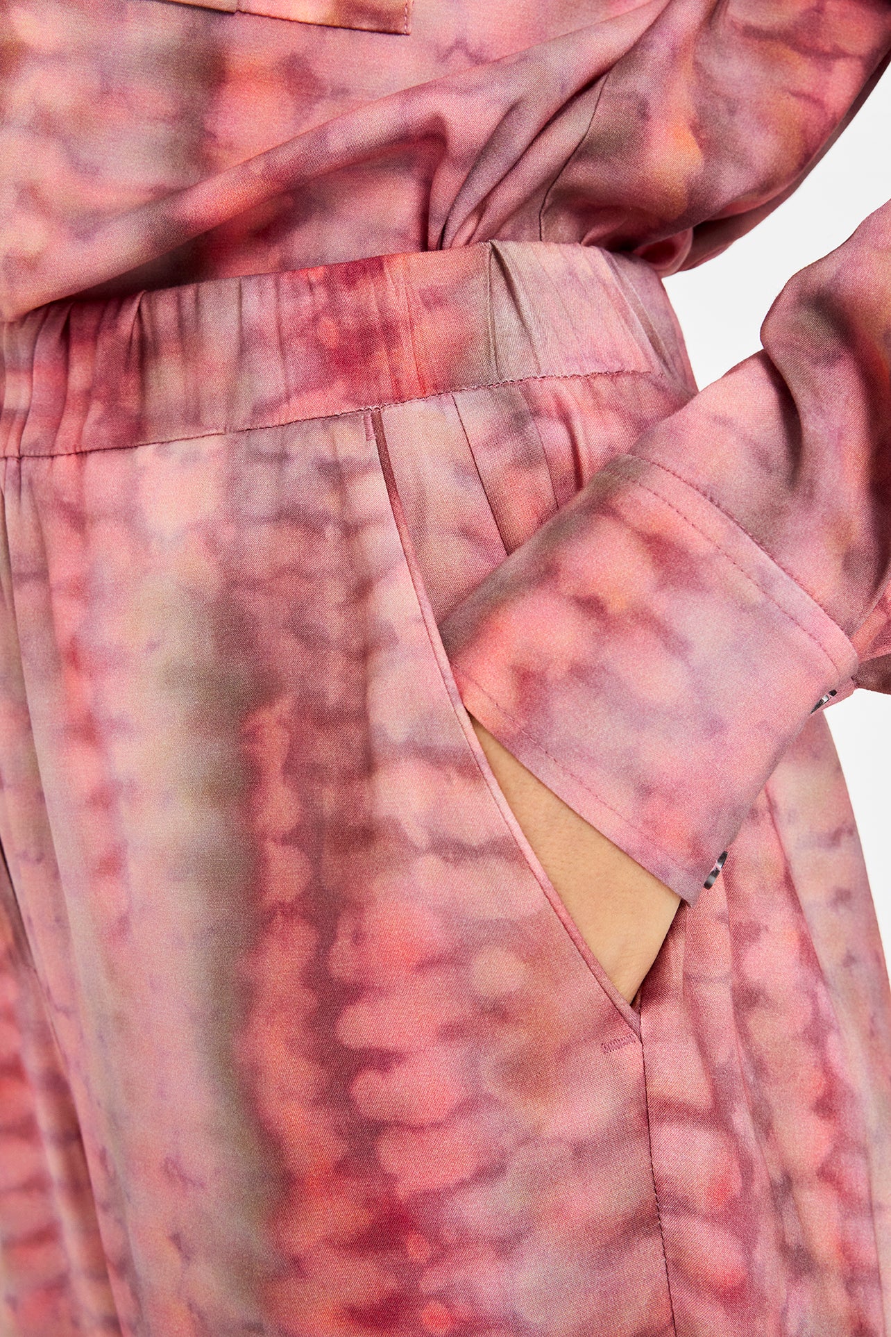 153579 | Gustav - Bay Rød mønstret