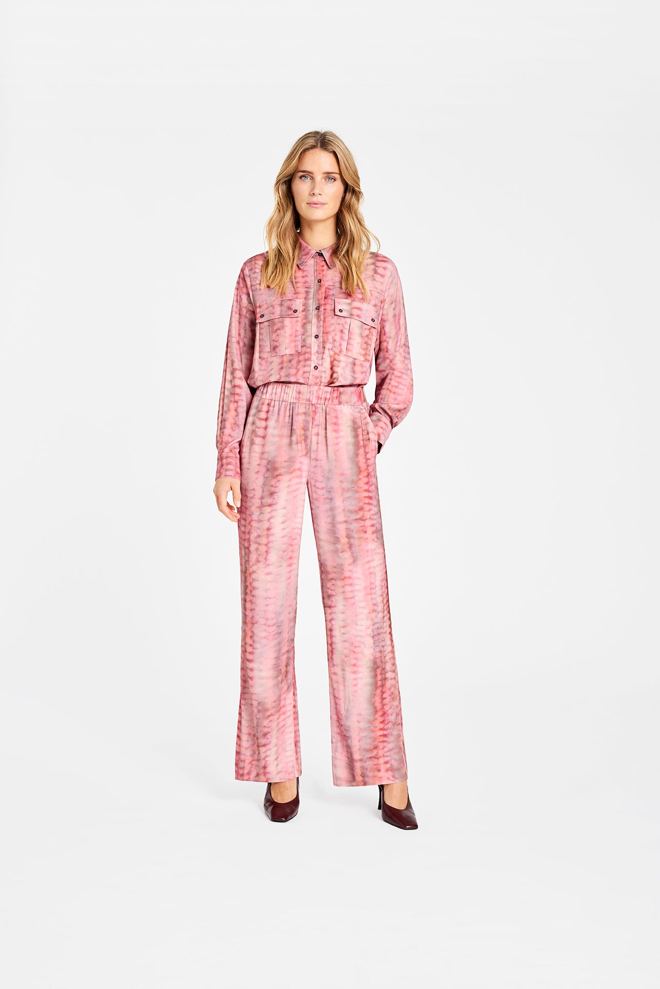 153579 | Gustav - Bay Rød mønstret