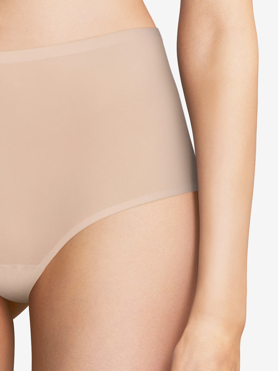 154118 | Chantelle Seamless - Softstretch maxi Lys pudder