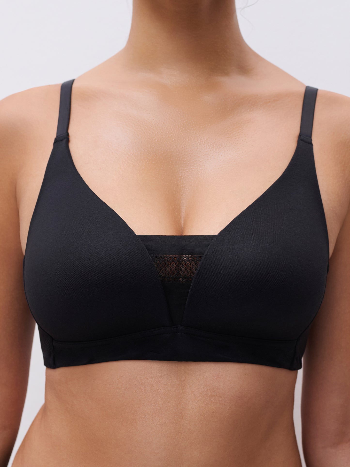 152527 | Chantelle EasyFeel - Easy Bliss Black Sort