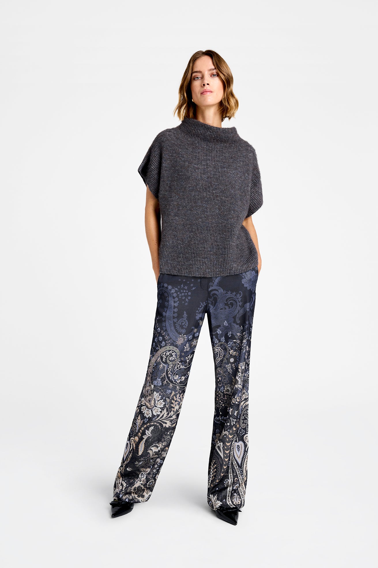 153064 | Gustav - Coya Brun mønstret