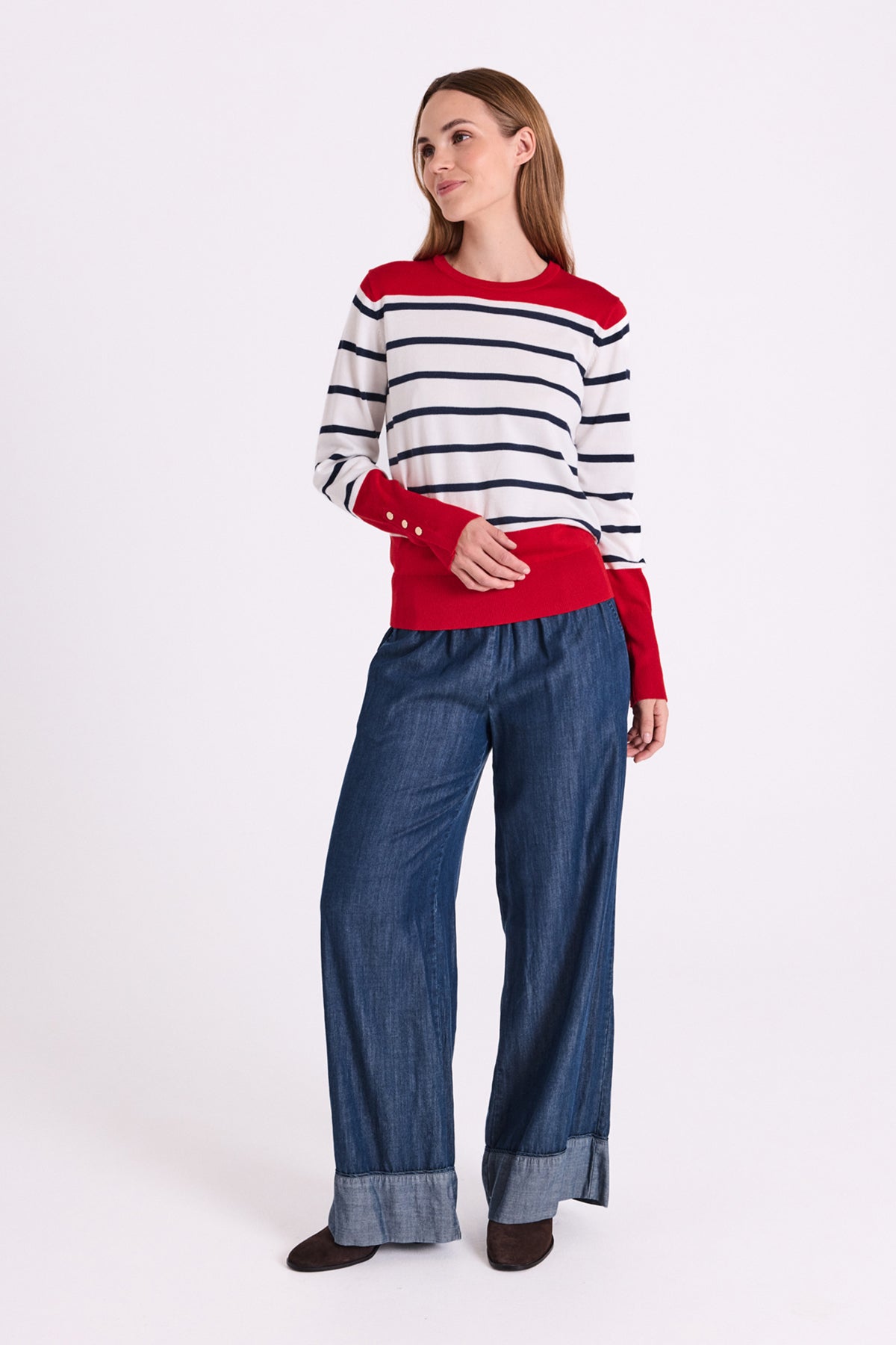 153944 | Freequent - Katie Rød mønstret