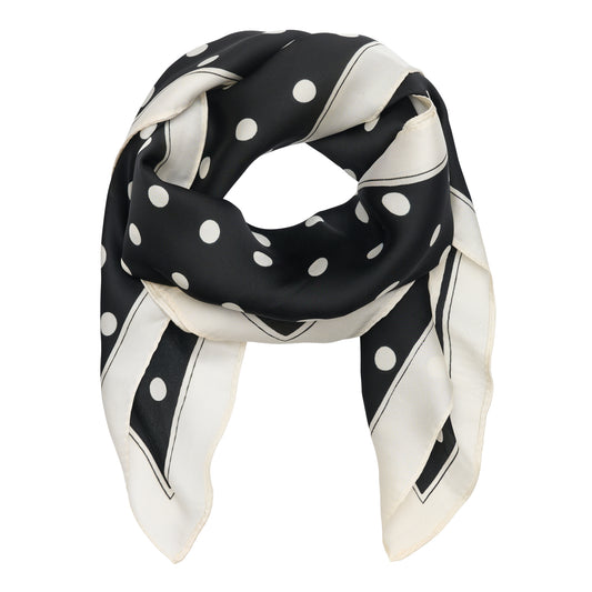  i Sort fra Marta du Château