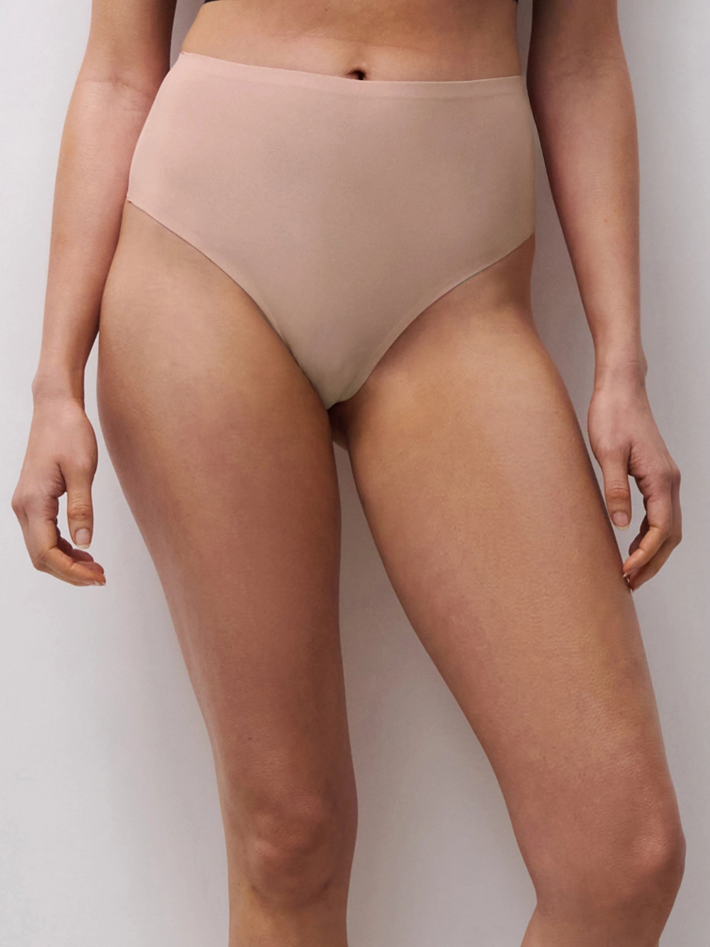 155782 | Chantelle Seamless - Soft Stretch High String Lys pudder