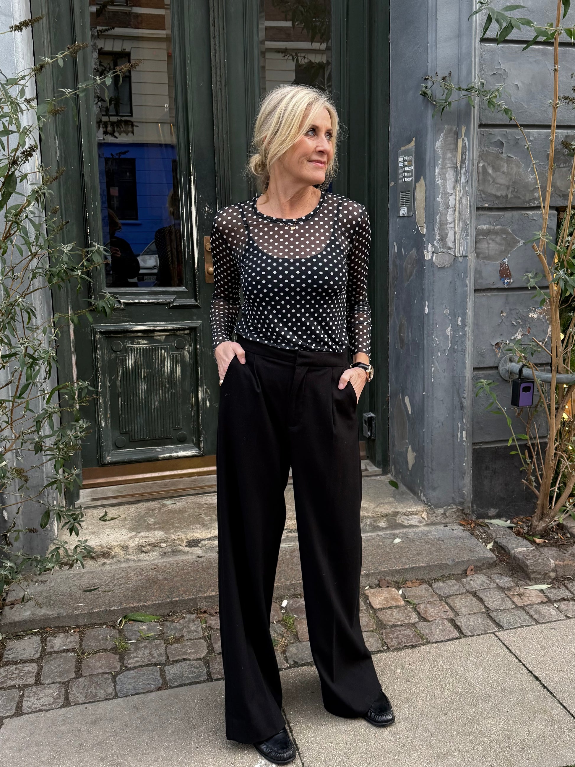 153423 | Luxzuz - Sigborg Sort