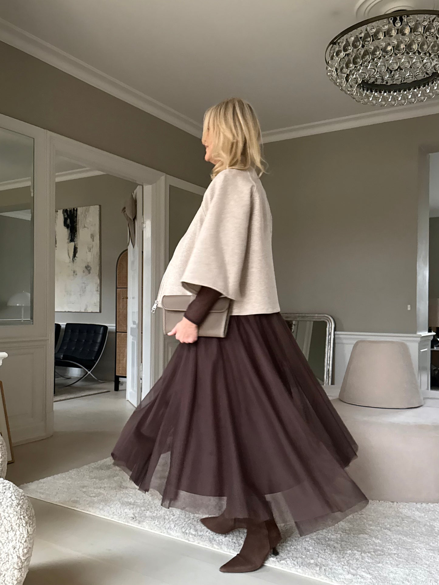 153445 | Luxzuz - Tullia Mørkebrun