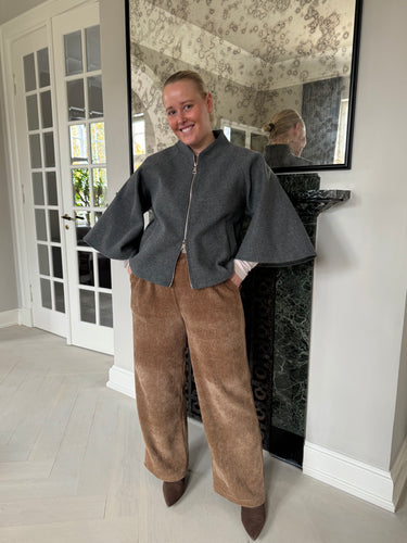 153337 | Marta du Château - Pia Mørkegrå