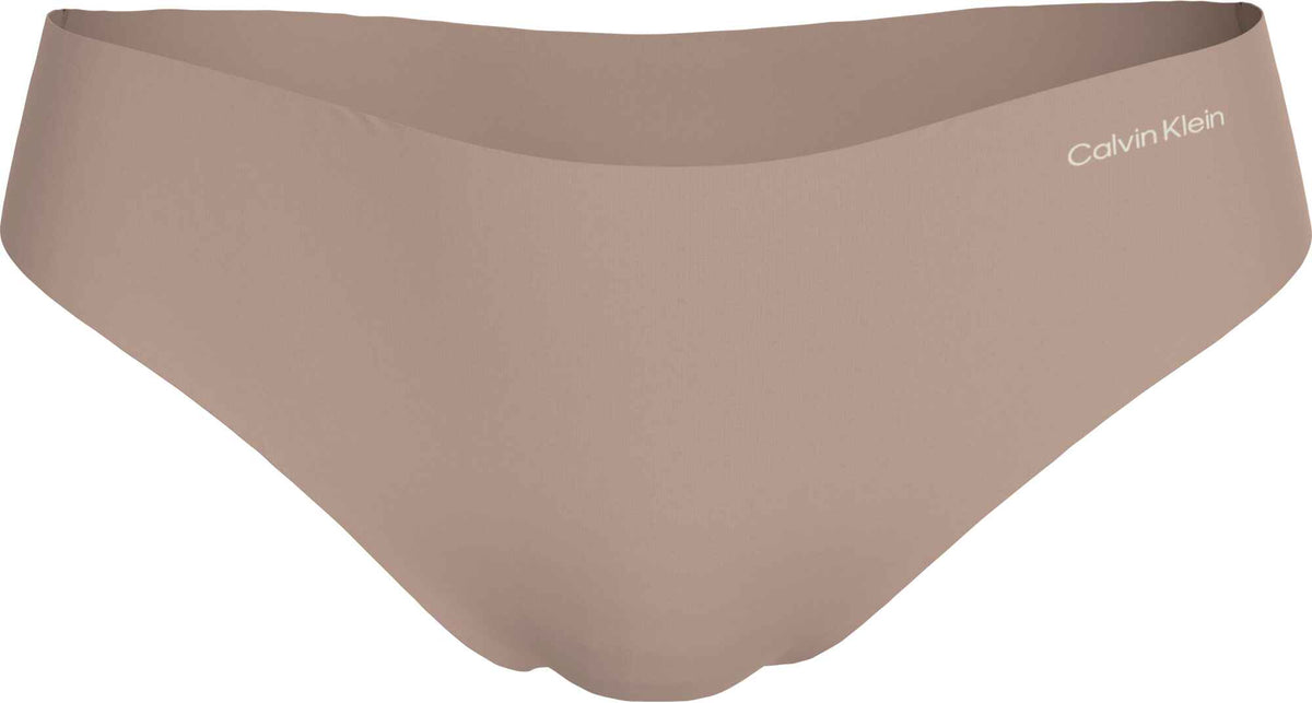 Calvin Klein 156496 lysebrunt, sømløst bikini-undertøj.