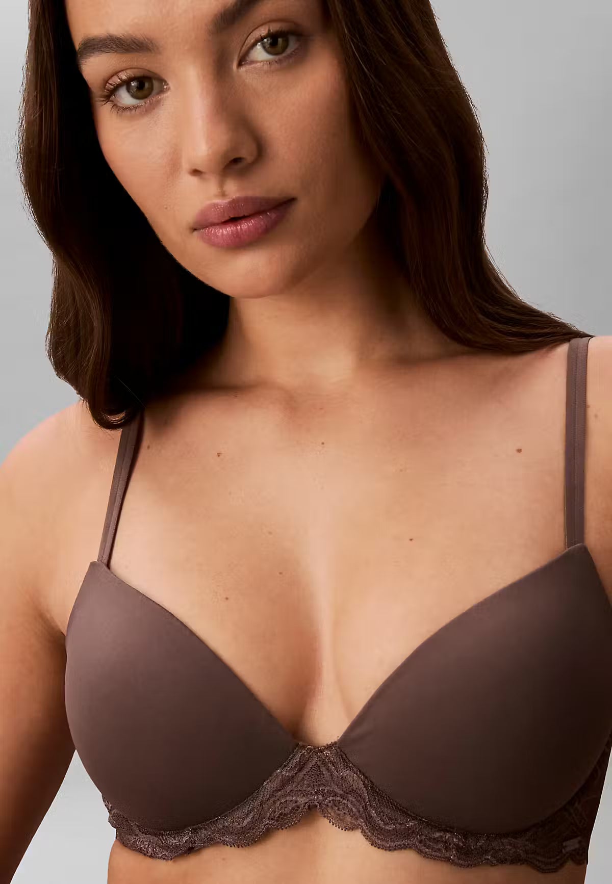 154192 | Calvin Klein - Botanical Brown Mørkebrun