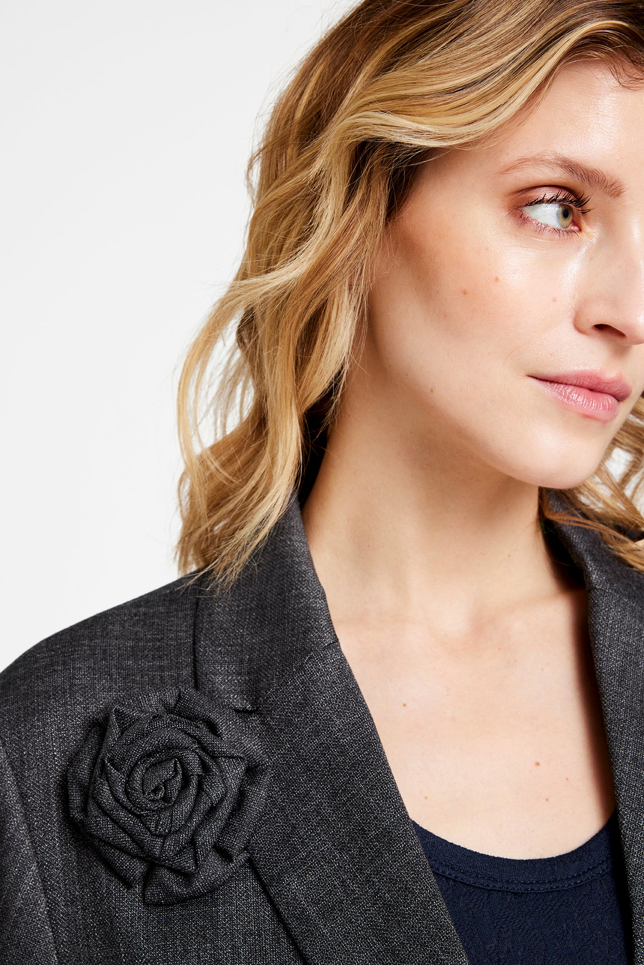 152324 | Gustav - Latina Mørkegrå