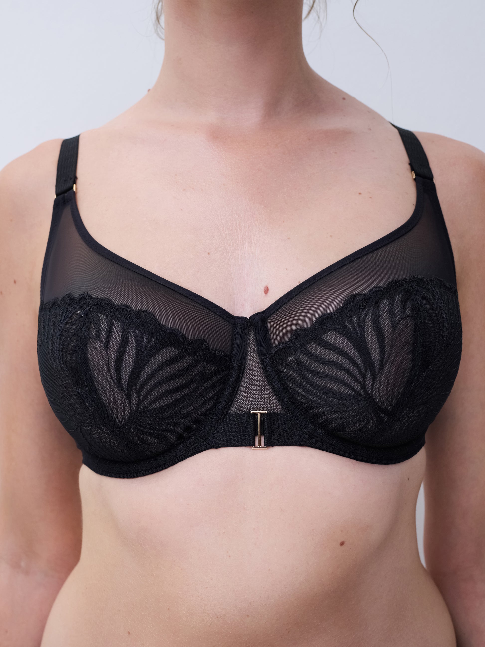 153824 | Chantelle - Legend Black Sort