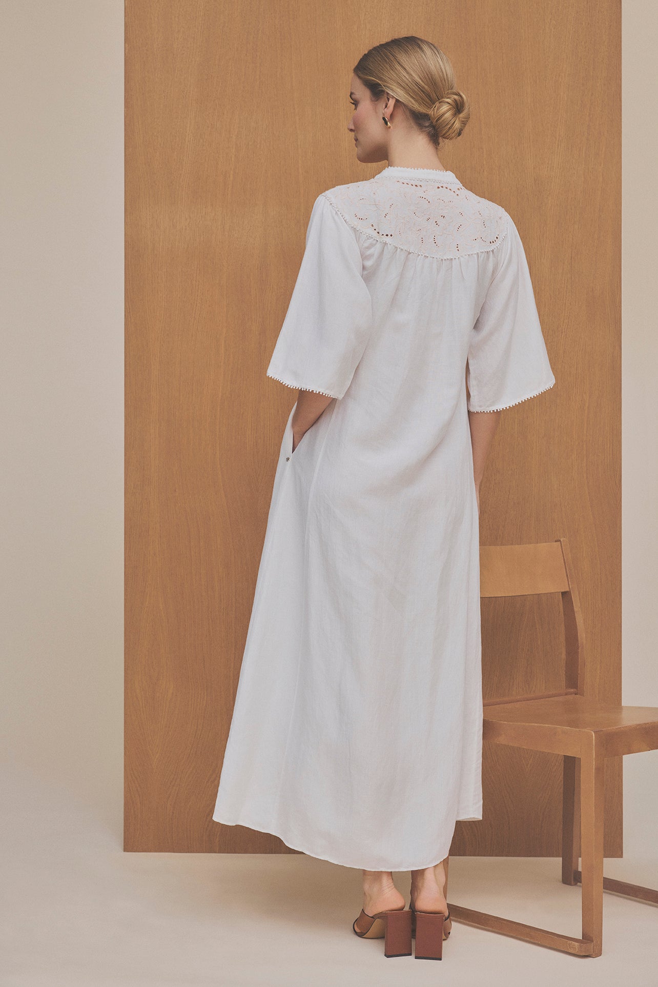 154753 | Gustav - Lorry Off white