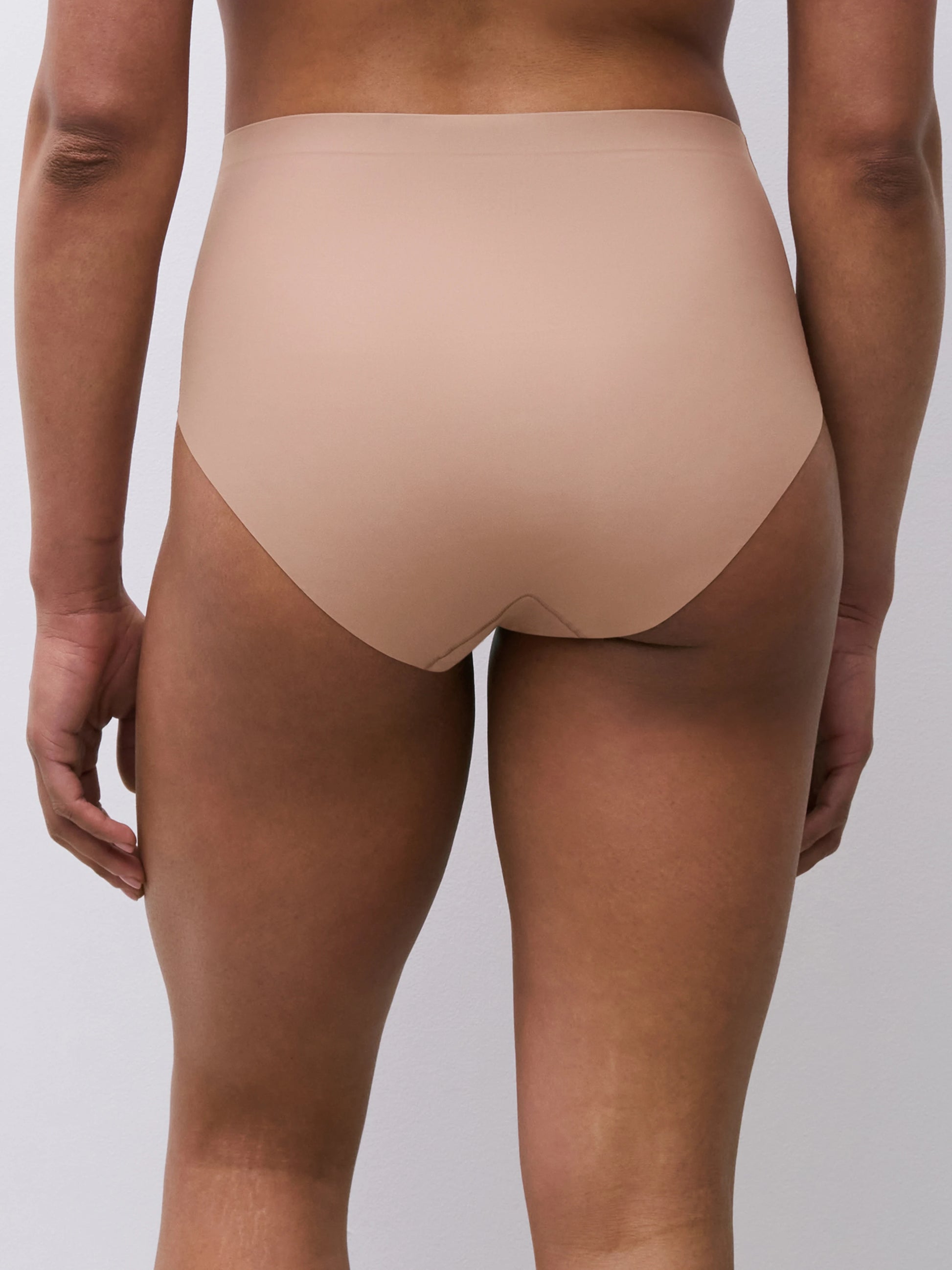 155789 | Chantelle Seamless - Defi Latté