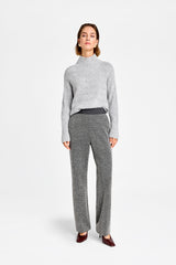 153077 | Gustav - Marit Sort mønstret