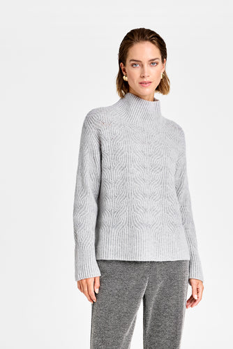 153069 | Gustav - Marita Lysegrå