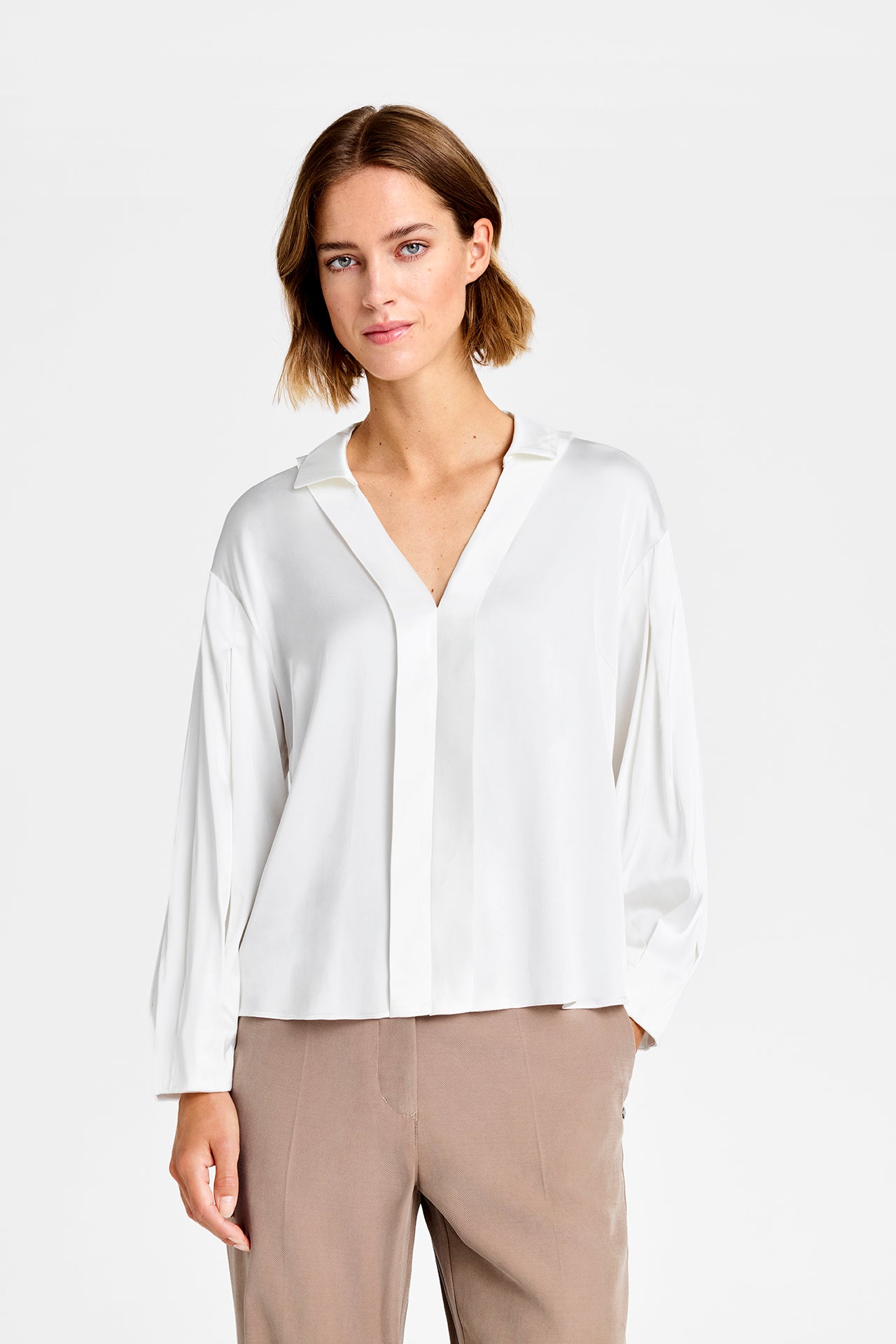 153119 | Gustav - Niamin Off white