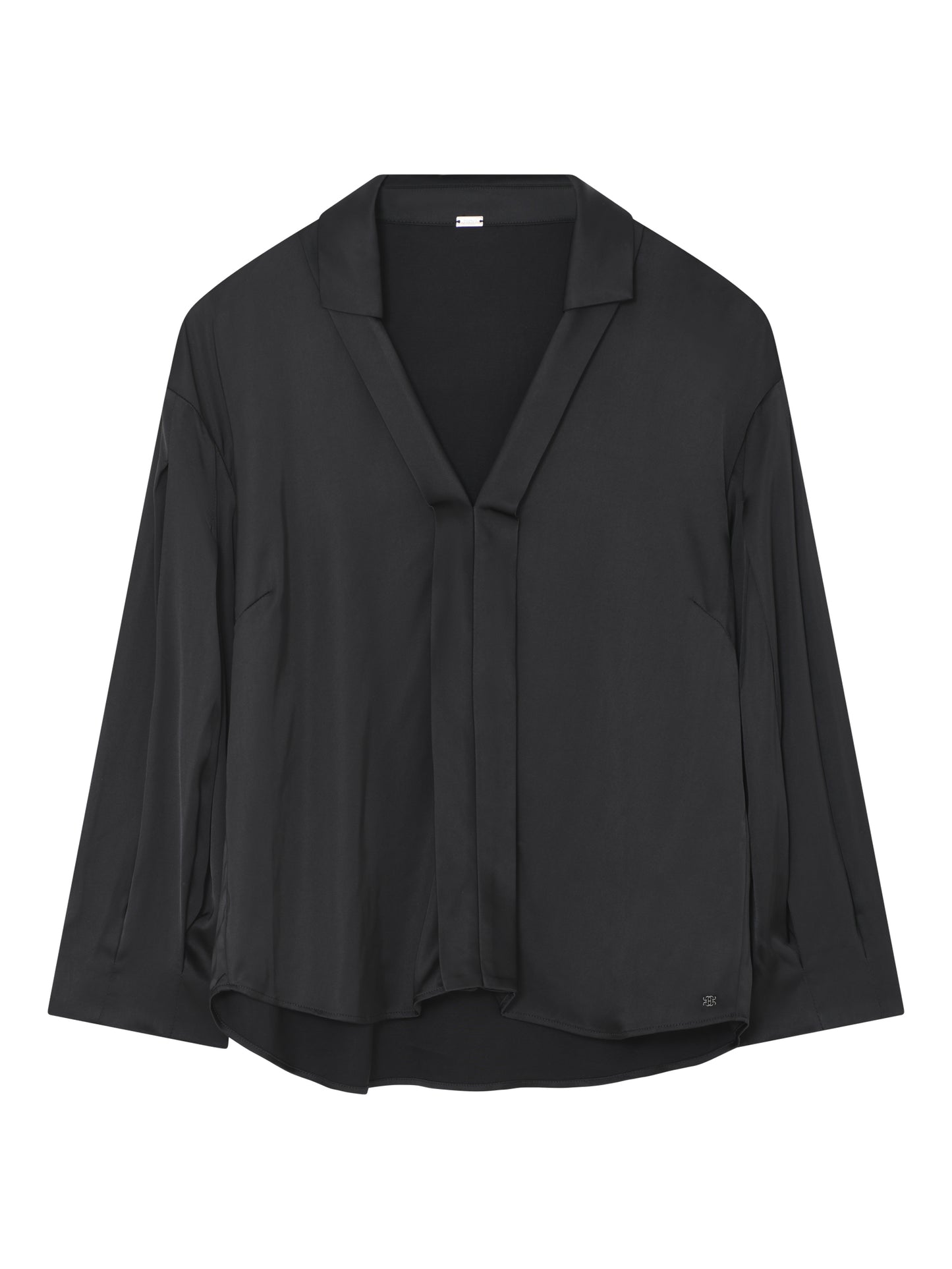 153118 | Gustav - Niamin Sort