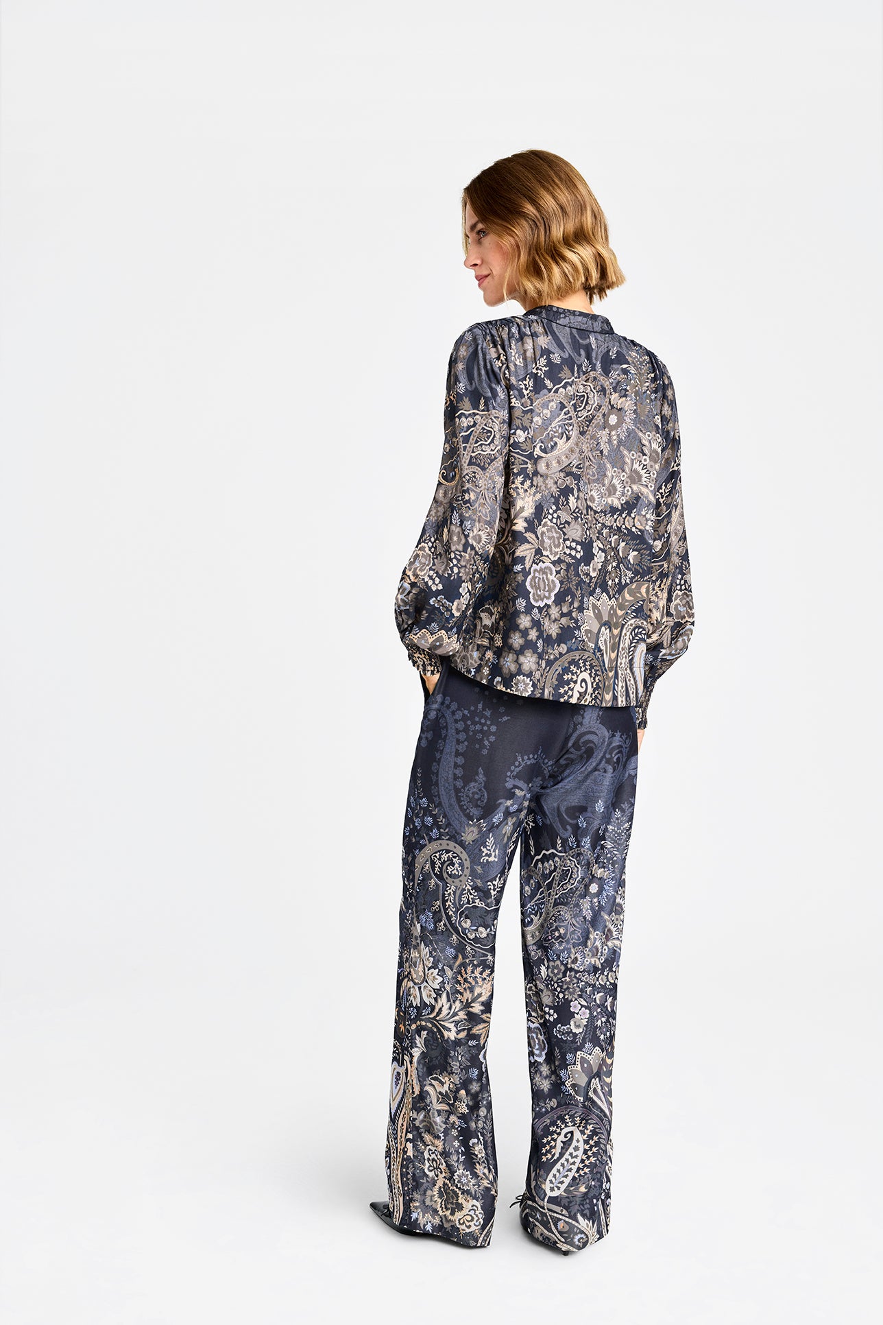 153079 | Gustav - Bay Blå mønstret