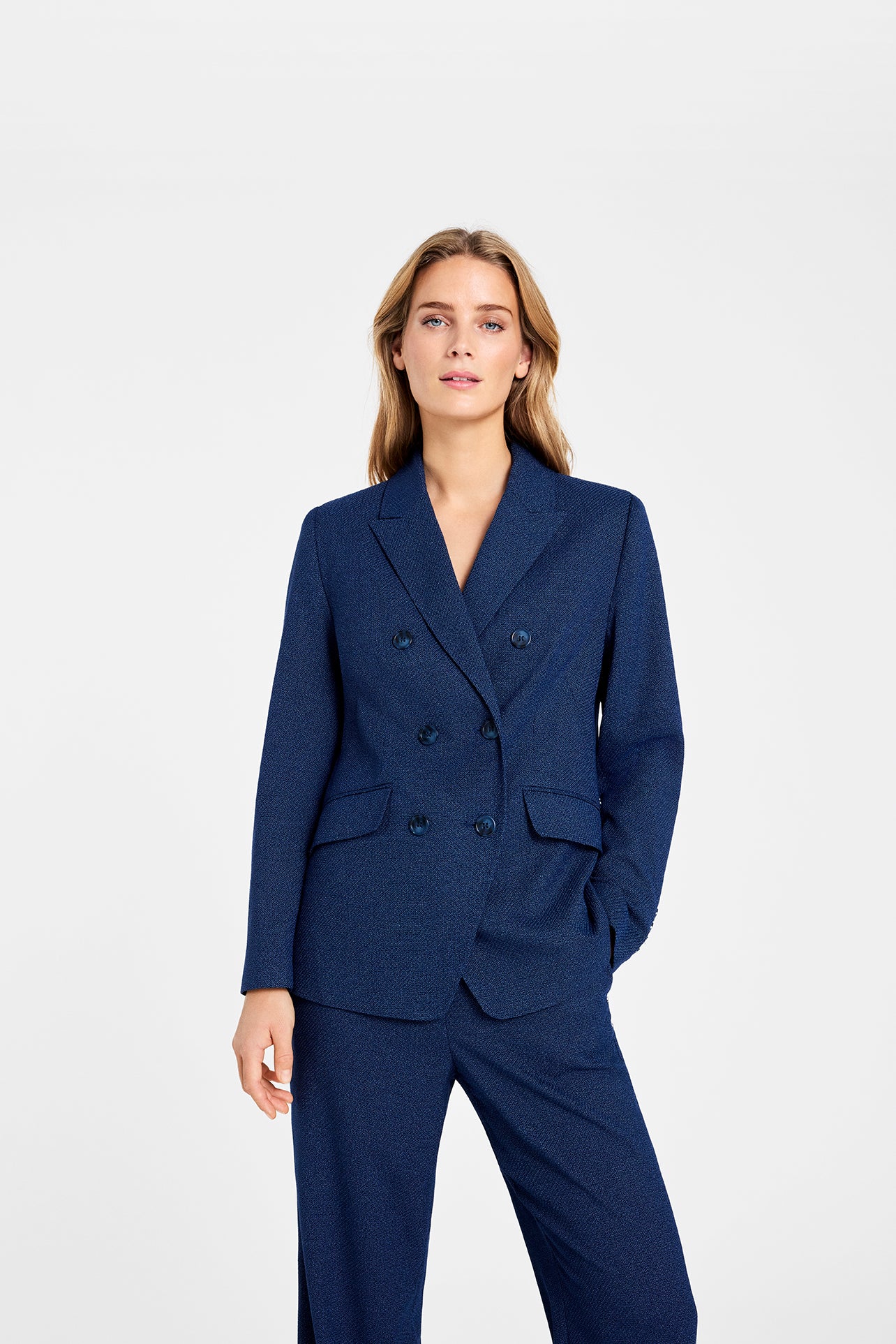 153468 | Gustav - Stacie Mørkeblå