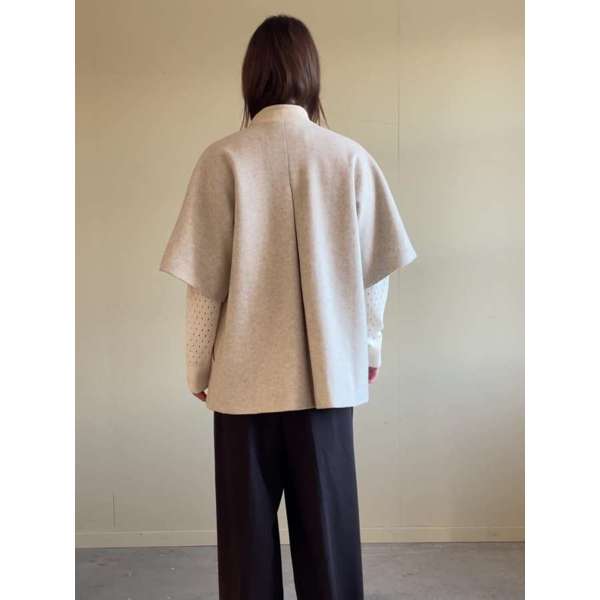 a150540 | Kopenhaken - Wooli Studio Cape Off white