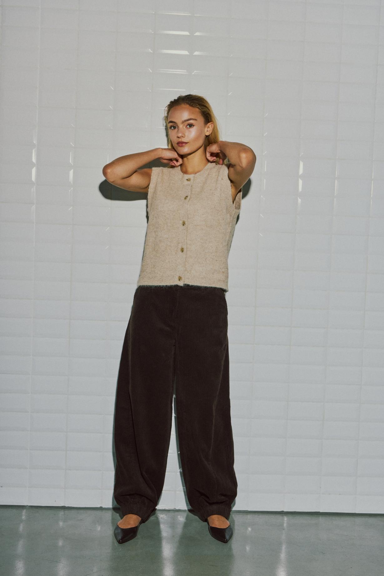 155635 | WithBlack - Wblandrea Sand