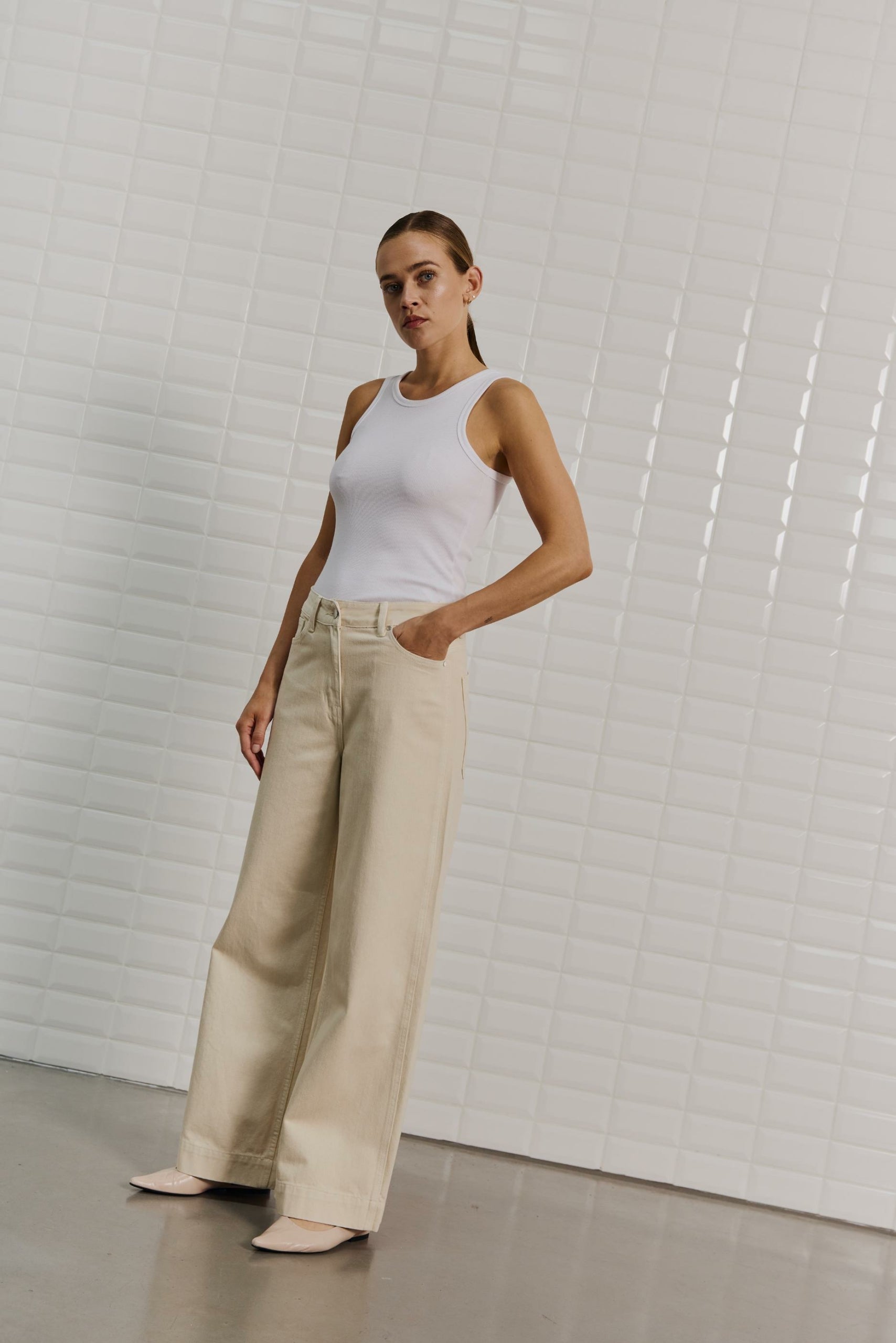 153617 | WithBlack - Antonia Off white