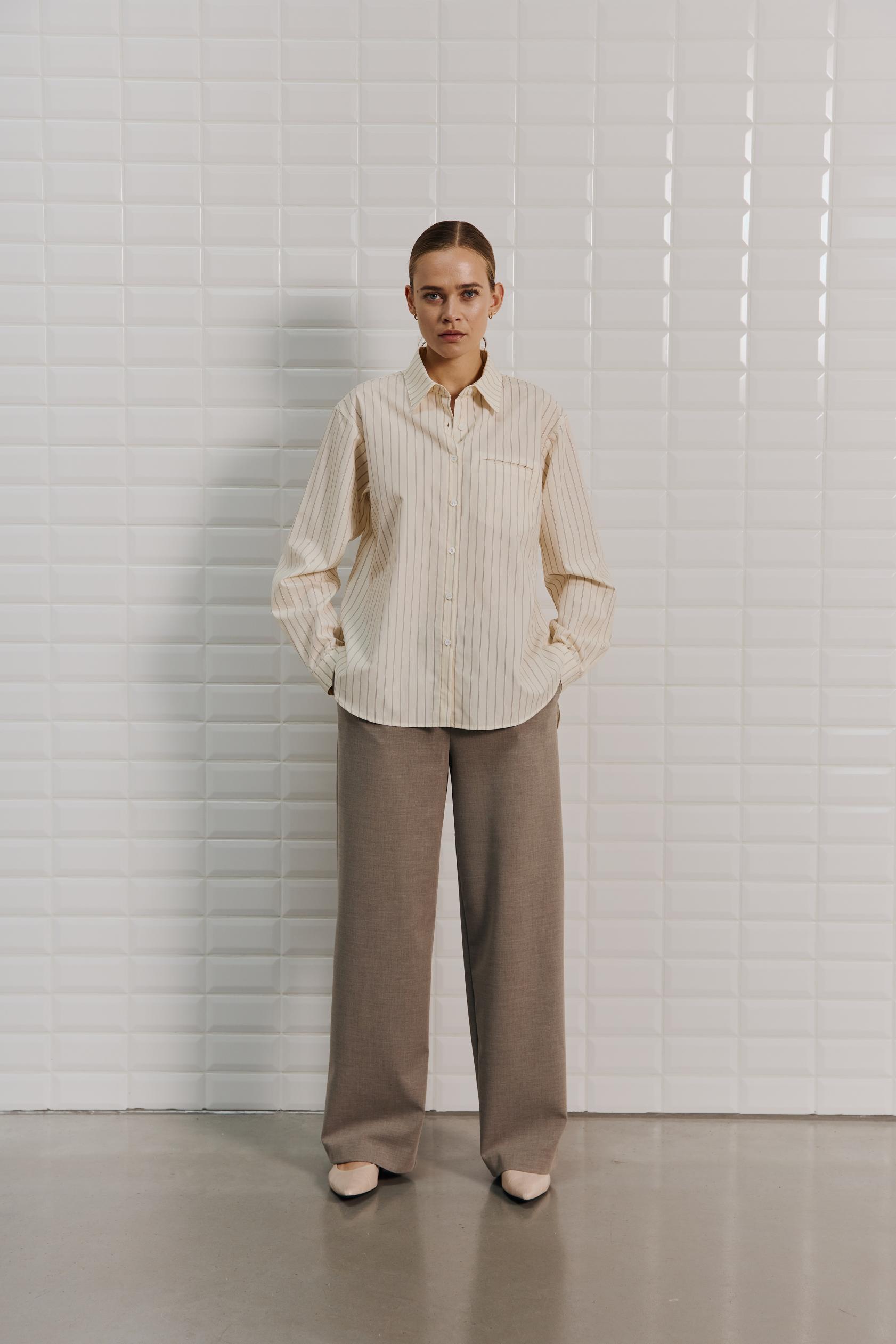 153618 | WithBlack - Elvor Off white