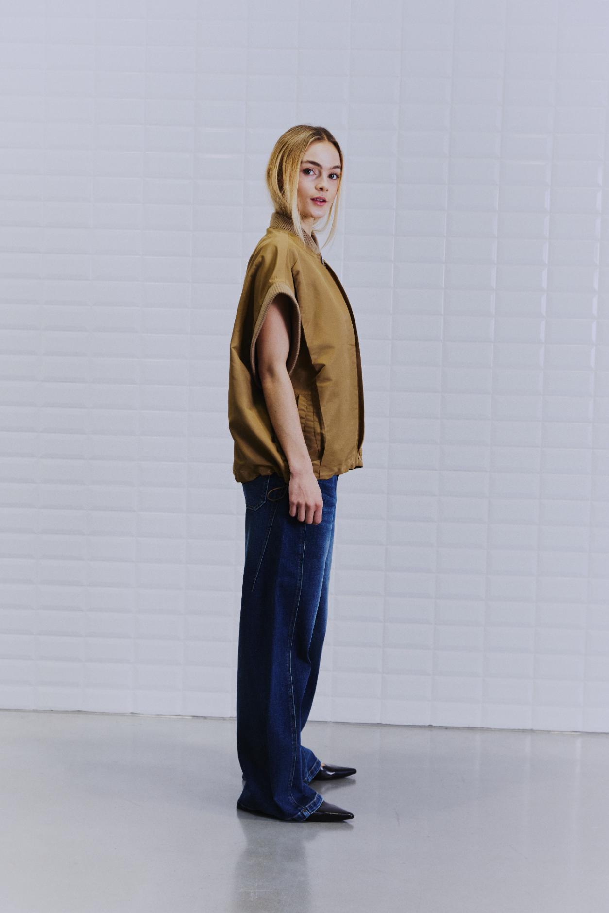 155629 | WithBlack - Wblimperial Camel