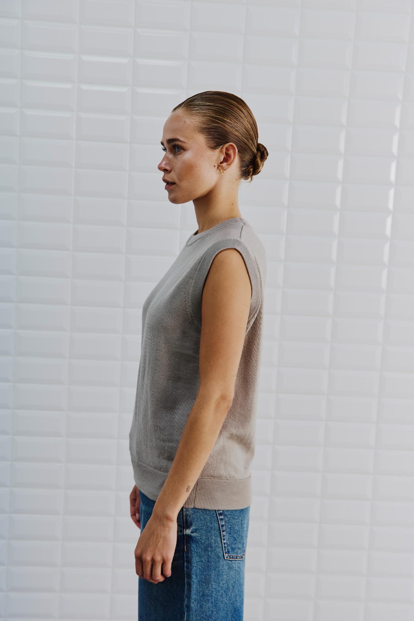 154512 | WithBlack - Miles Sand