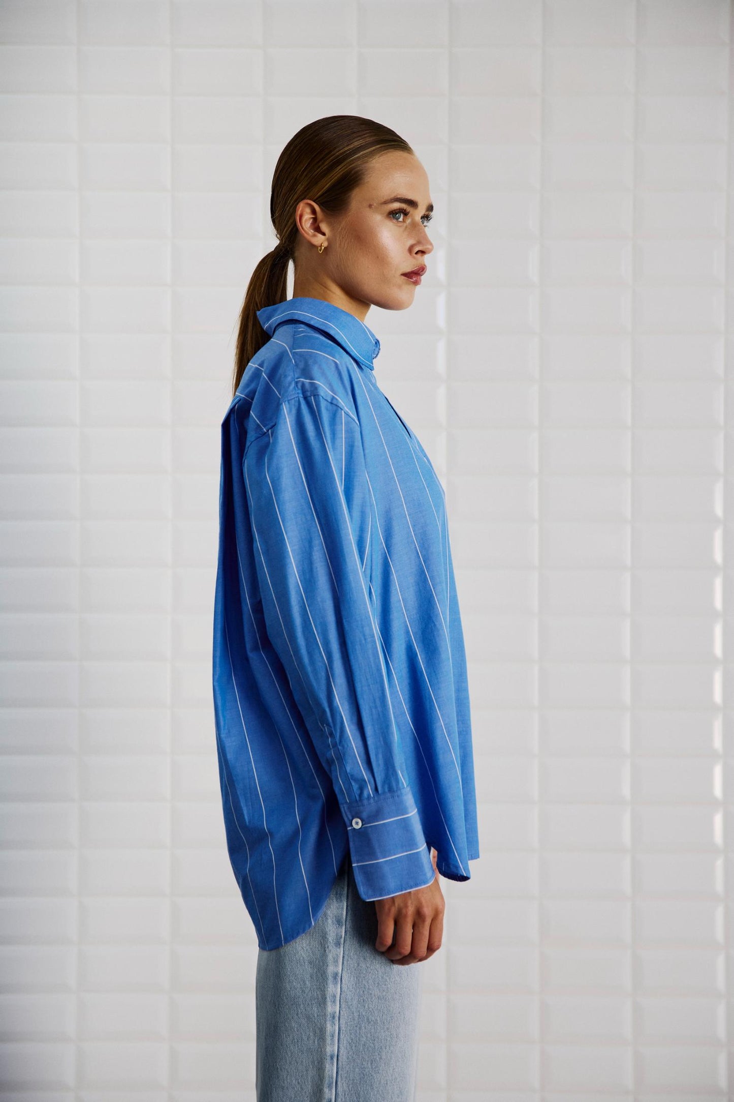 153544 | WithBlack - Noa Blå