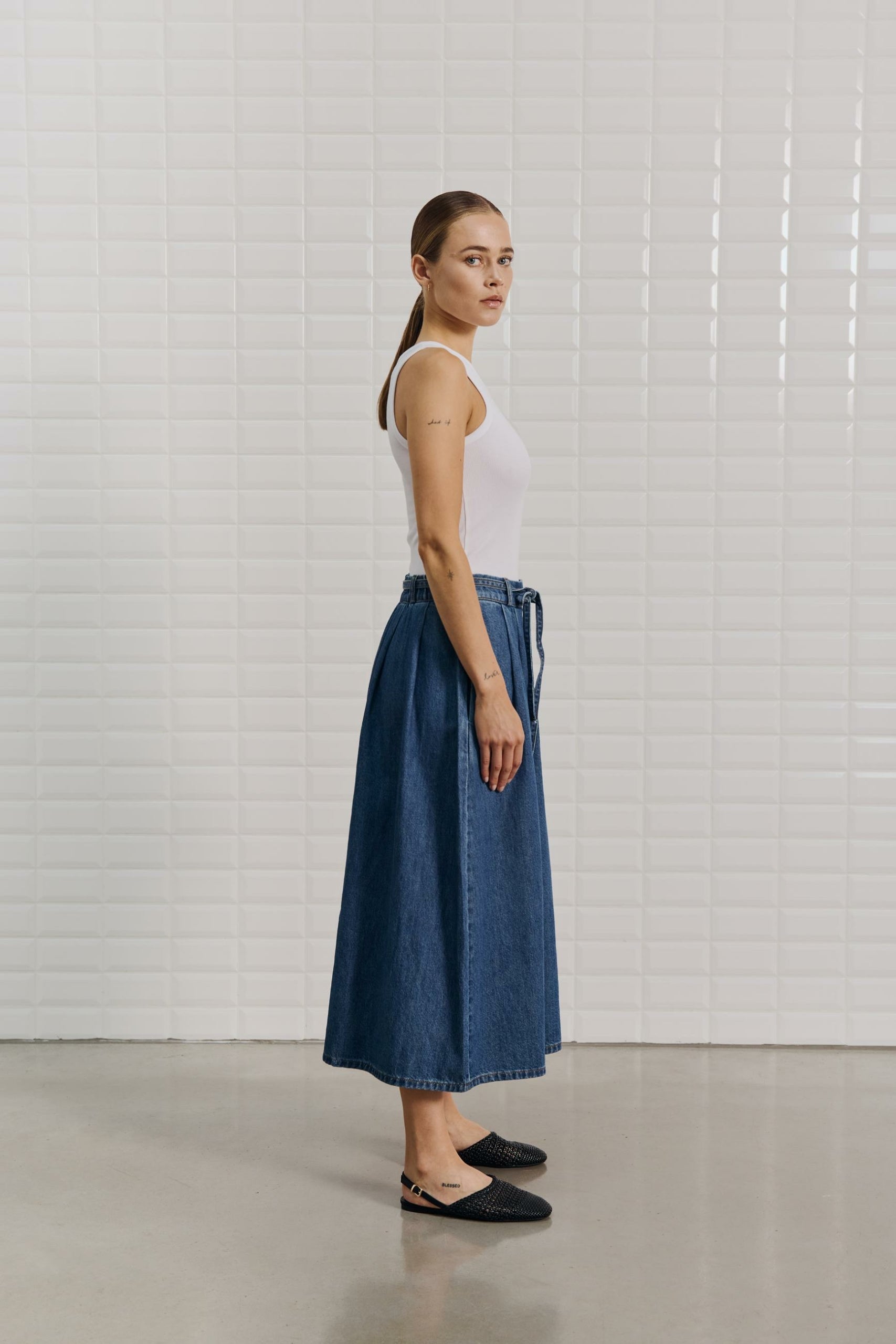 153610 | WithBlack - Penelope Denim