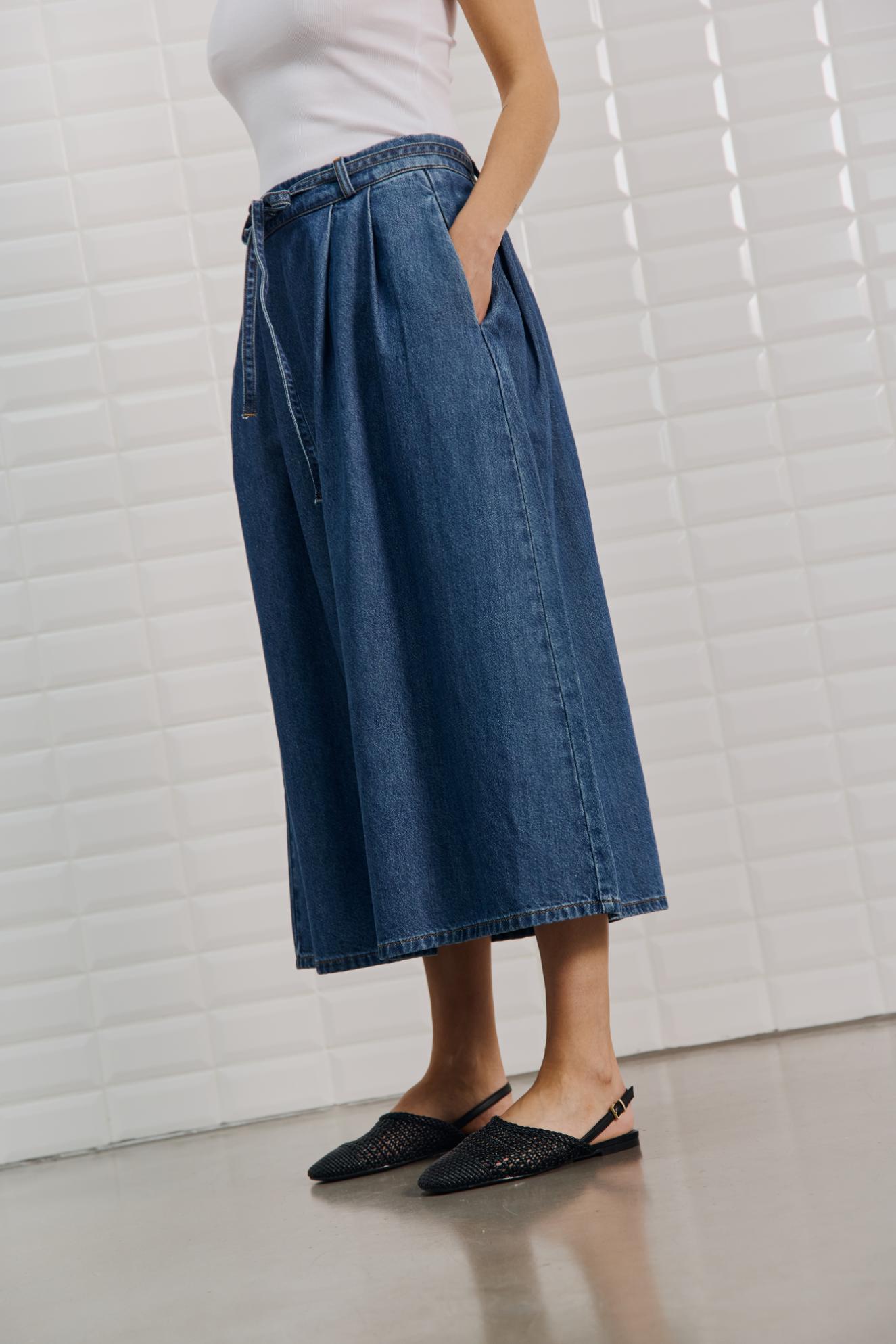 153610 | WithBlack - Penelope Denim