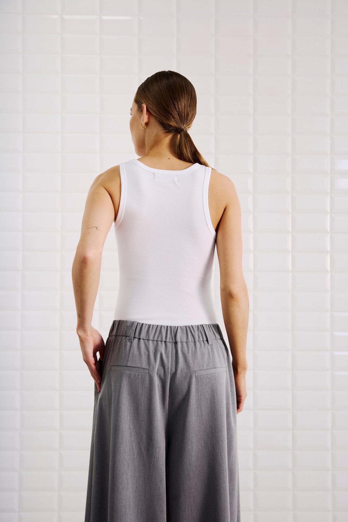 153549 | WithBlack - Dordi Hvid